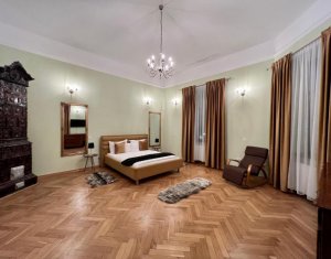 Apartament 2 camere, ultracentral, 85mp, parcare in curte