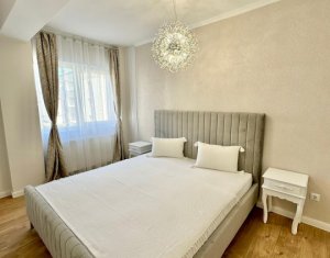 Apartament 55 mp, ultrafinisat, strada Urusagului
