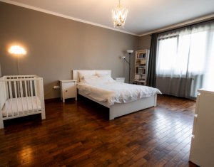 Apartament cu doua camere, mobilat si utilat, parcare inclusa, Floresti