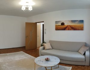 Apartament 2-3 camere, balcon mare, etaj 1, Gheorgheni