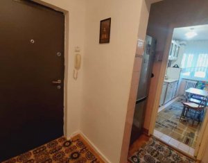 Apartament 3 Camere, 3 Balcoane, 84 mp total, etaj 3, lift nou, Manastur