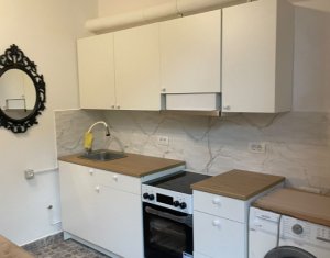 Garsoniera moderna, zona centrala, mobilata si utilata !