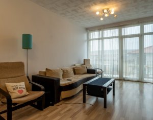 De vanzare apartament cu 3 camere, parcare, Floresti