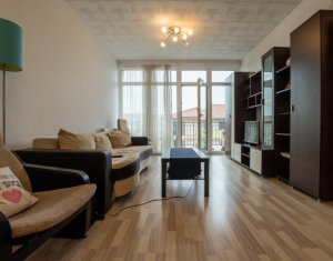 De vanzare apartament cu 3 camere, parcare, Floresti