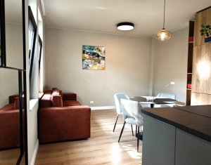 Apartament 2 camere la casa cu gradina si 2 locuri parcare