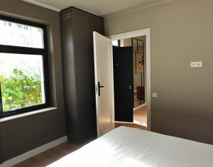 Apartament 2 camere la casa cu gradina si 2 locuri parcare