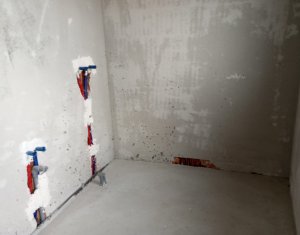 Apartament  3 camere, semifinisat, 93mp, terasa 20mp, parcare, cart Someseni