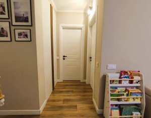 Apartament 3 camere, decomandat, mobilat zona Apahida