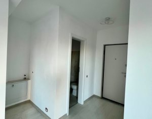 Apartament 3 camere, cu CF, parcare, zona Someseni, strada Traian Vuia