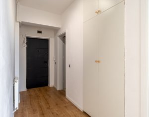 EXCLUSIV 2 camere decomandate, terasă de 60 mp, garaj inclus