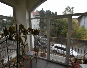 Apartament deosebit cu 3 camere în vilă, zona străzii Avram Iancu