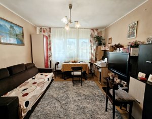 Apartament cu 3 camere, parter, Aleea Retezat