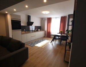 Vanzare apartament 2 camere in Floresti