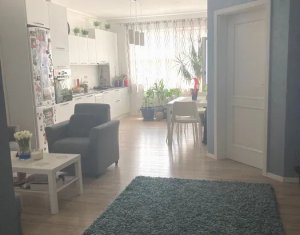 Vanzare apartament 2 camere in Floresti