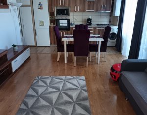 Vanzare apartament 3 camere in Floresti