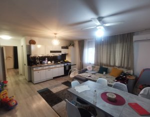 Vanzare apartament 2 camere in Floresti