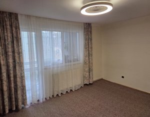 Vanzare apartament 4 camere in Cluj-napoca, zona Manastur